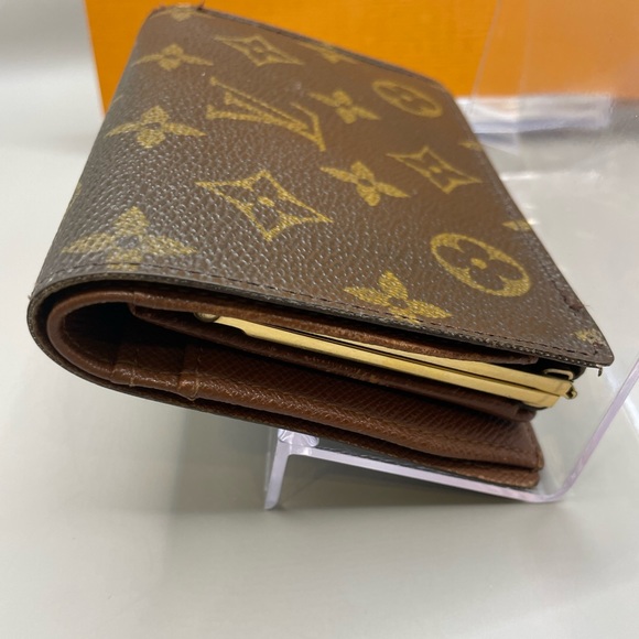 Louis Vuitton Vintage Monogram French Kisslock Wallet - Picture 7 of 10